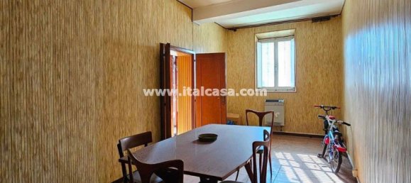 7 rooms House in Bagnolo San Vito, Italy No. 7529 12