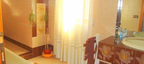 5-Zimmer Wohnung in Isernia, Italy, Nr. 29123 7