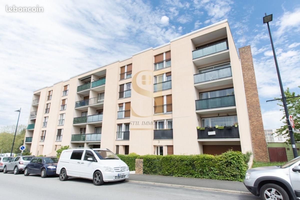 4 bedrooms Apartment in Epinay-sous-Senart, France No. 285766