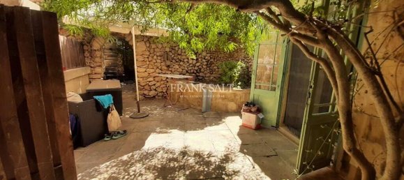2 bedrooms Farm in Sannat, Malta No. 740 9