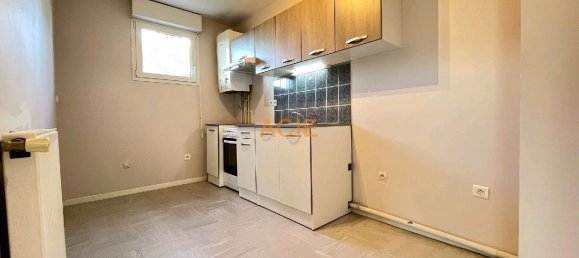 1 bedroom Apartment in Louvres, France No. 178028 5