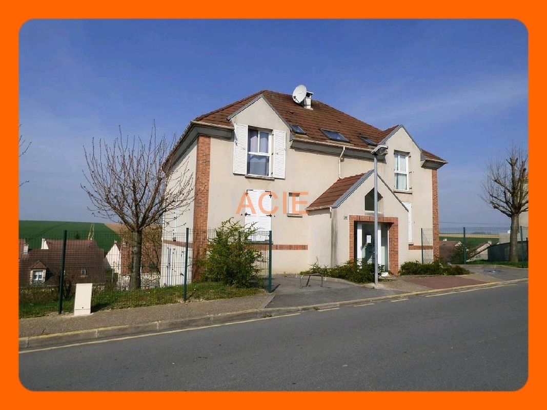 1 bedroom Apartment in Louvres, France No. 178028