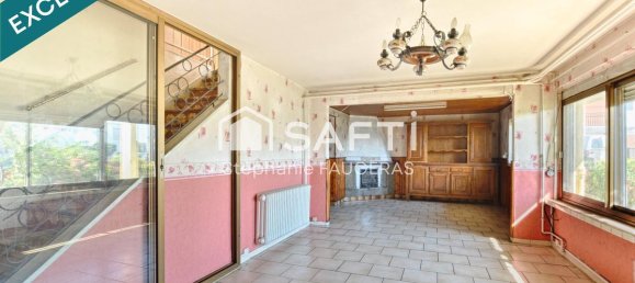 3 Schlafzimmer Haus in Homecourt, France, Nr. 246994 2