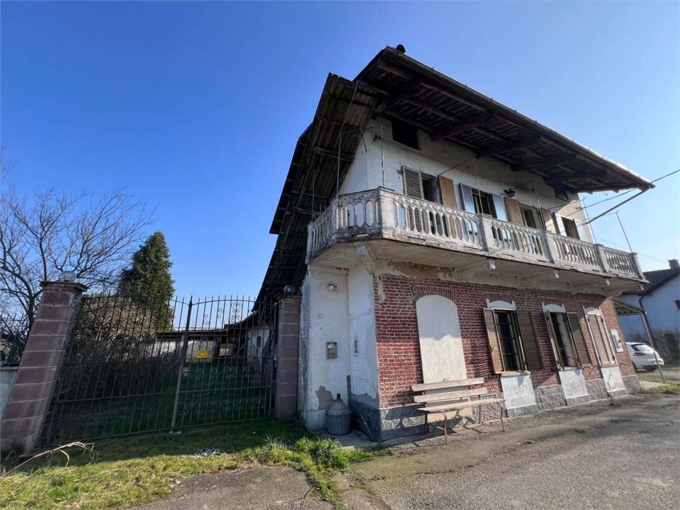 6 rooms House in Verolengo, Italy No. 43597