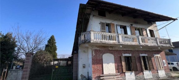 6 rooms House in Verolengo, Italy No. 43597 5