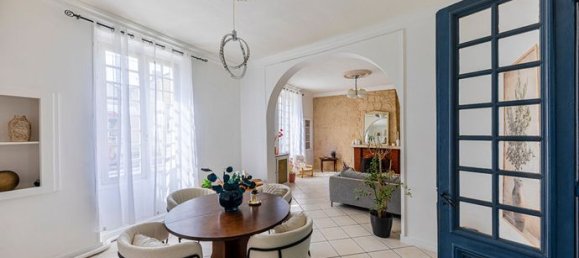 6 bedrooms House in Le Mesnil-en-Thelle, France No. 303461 2