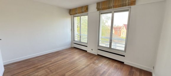 4 chambres Duplex à Enghien-les-Bains, France No. 359594 16