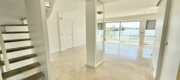 4 chambres Duplex à Enghien-les-Bains, France No. 359594 2