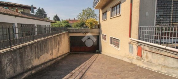 130m² Commercial property in Castrezzato, Italy No. 182146 20