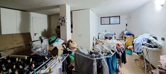 Квартира с 3 спальнями в Традате, Италия № 372589 12