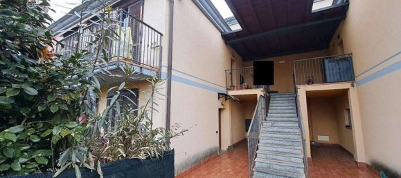 Квартира с 3 спальнями в Традате, Италия № 372589 3