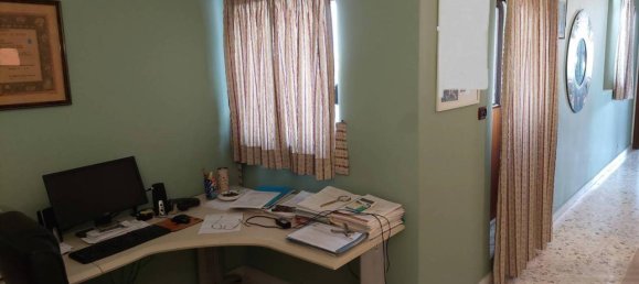 6-Zimmer Penthouse in Trani, Italy, Nr. 18242 43