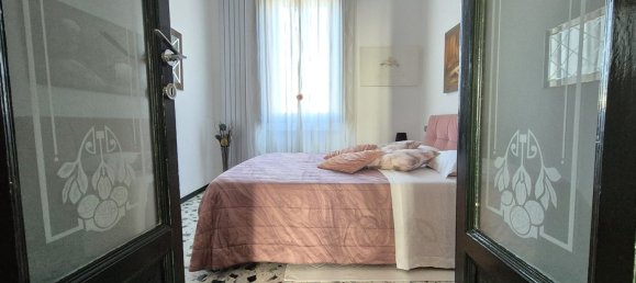 4 bedrooms Apartment in Milan, Italy No. 373178 23
