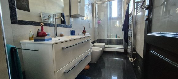 4 bedrooms Apartment in Milan, Italy No. 373178 21