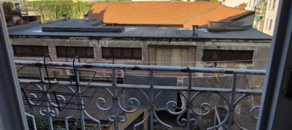 4 bedrooms Apartment in Milan, Italy No. 373178 19