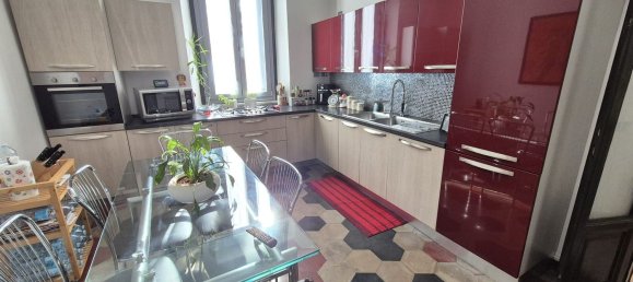 4 bedrooms Apartment in Milan, Italy No. 373178 7