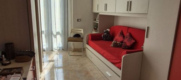 4 bedrooms Apartment in Milan, Italy No. 373178 13