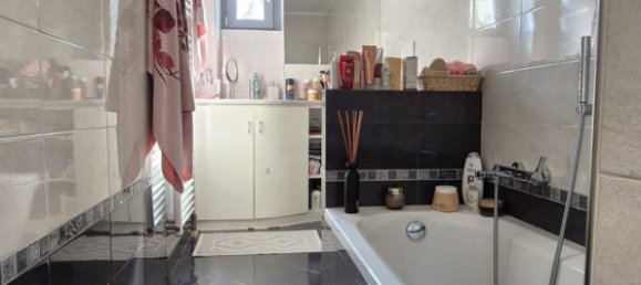 4 bedrooms Apartment in Milan, Italy No. 373178 9