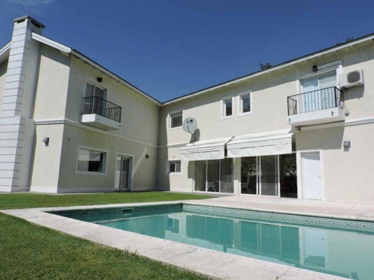 3 Schlafzimmer Haus in Berazategui, Argentina, Nr. 5969