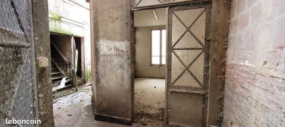 Propiedad comercial en Chalons-en-Champagne, France 240 m² No. 75352 5