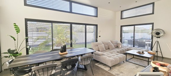 Casa de 3 dormitorios en Vienne, France No. 102403 11