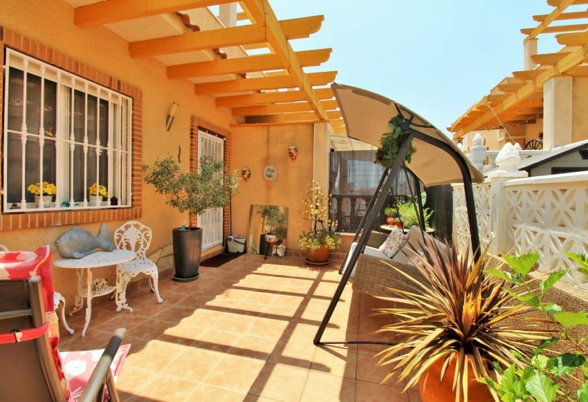 2 bedrooms Bungalow in Alicante, Spain No. 207507