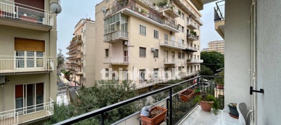 4 rooms Apartment in Catania, Italy No. 189051 5