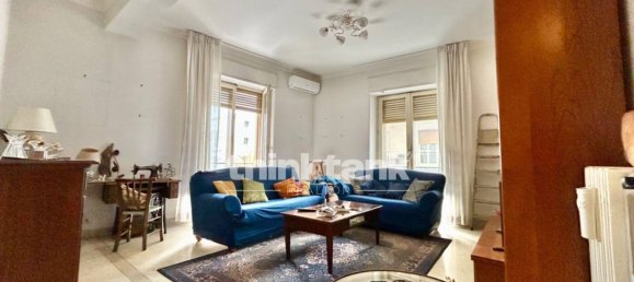 4 rooms Apartment in Catania, Italy No. 189051 2