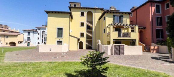 2 غرف نوم شقة في Trieste, Italy رقم 317819 65