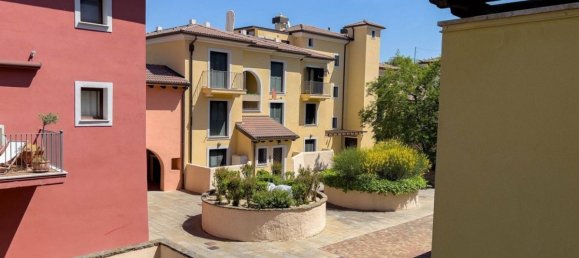 2 غرف نوم شقة في Trieste, Italy رقم 317819 31