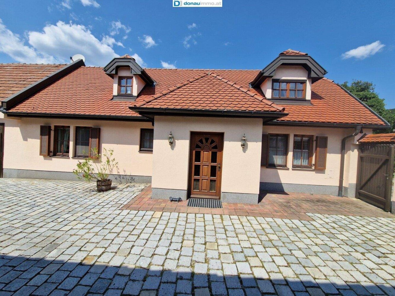 Casa de 4 habitaciónes en Ternitz, Austria No. 253981