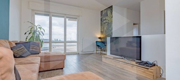 3 Schlafzimmer Penthouse in Dairago, Italy, Nr. 34424 6