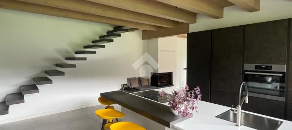 2 Schlafzimmer Villa in Feltre, Italy, Nr. 347397 8