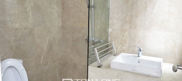 3 bedrooms Villa in Long Bien, Vietnam No. 3306 14