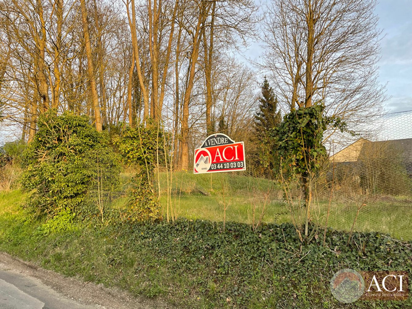 Terrain à Amblainville, France No. 219775