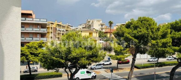 Квартира с 3 спальнями в Кальяри, Италия № 313490 22