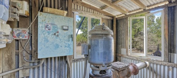 4 bedrooms House in Moore Park Beach, Australia No. 1042 11