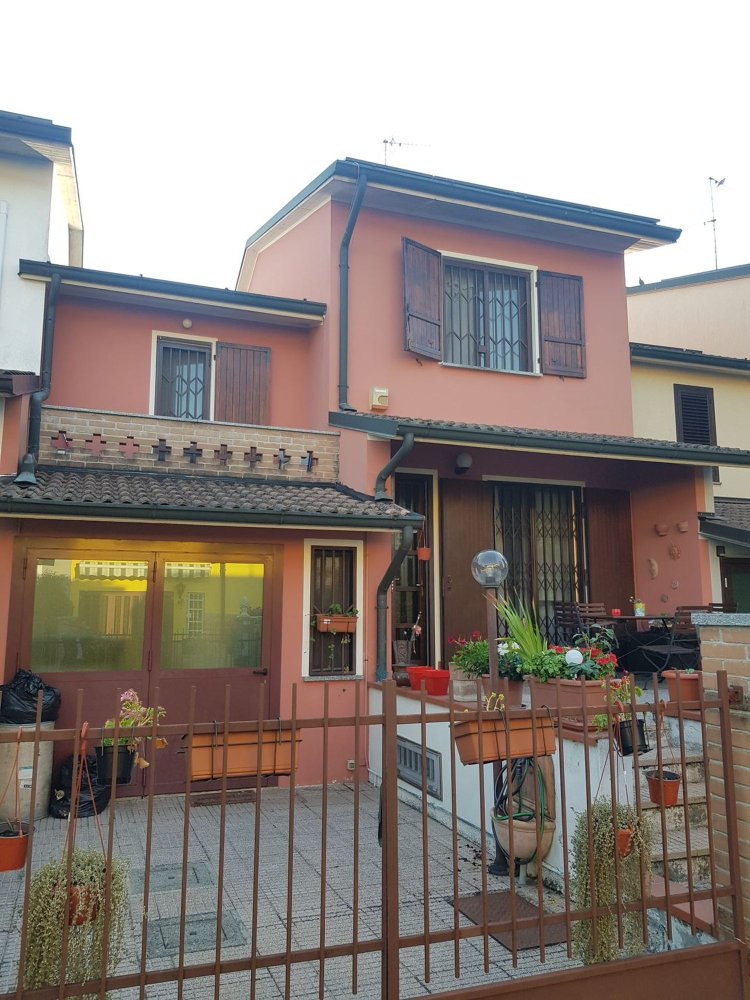 Villa T4 em Palazzo Pignano, Italy N.º 361970