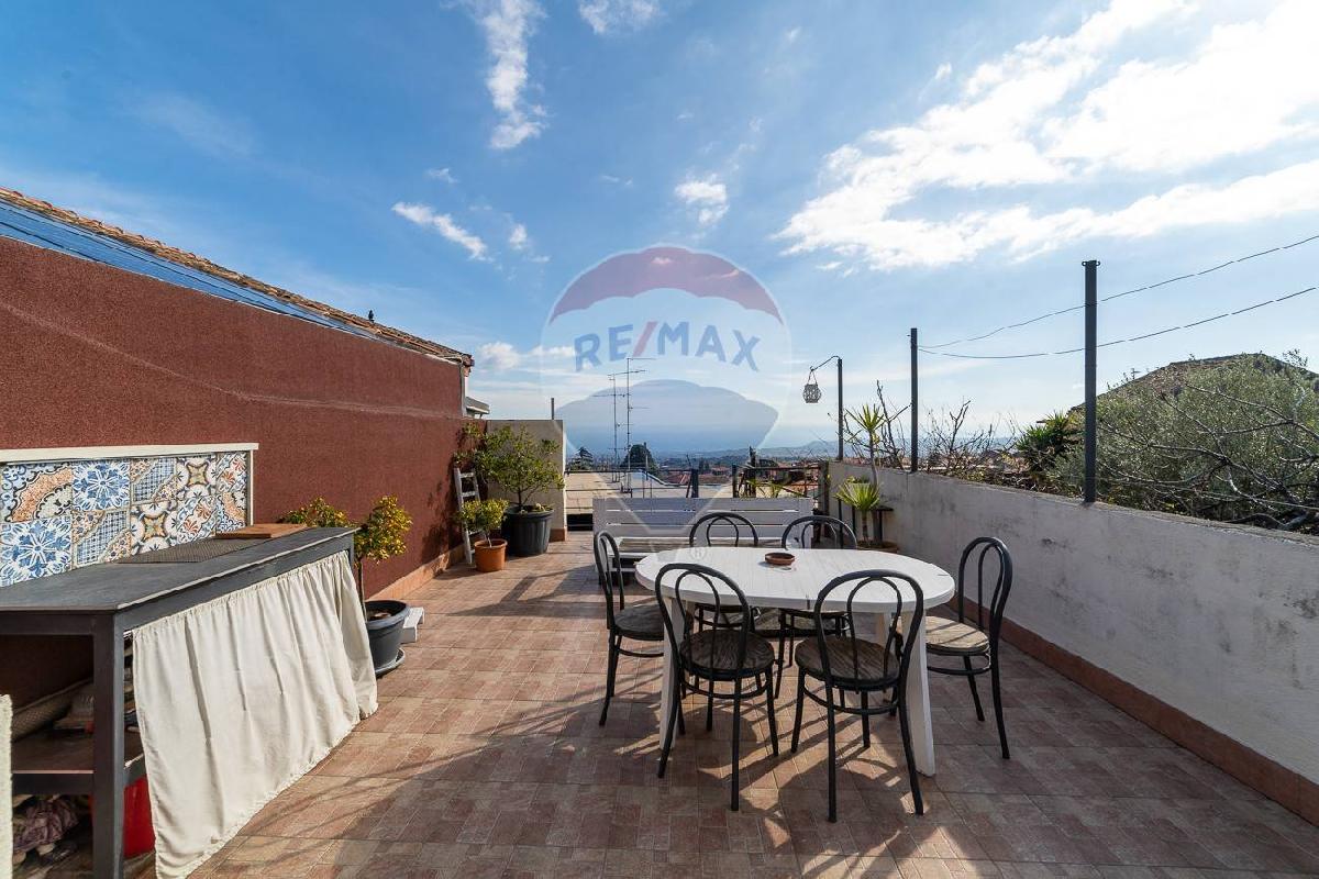 2 Schlafzimmer Haus in Zafferana Etnea, Italy, Nr. 106127