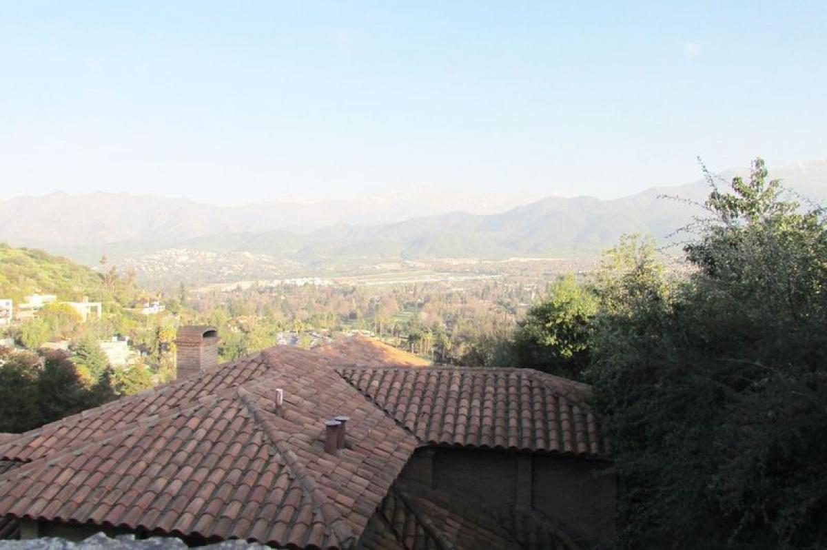 5 bedrooms House in Santiago, Chile No. 1511