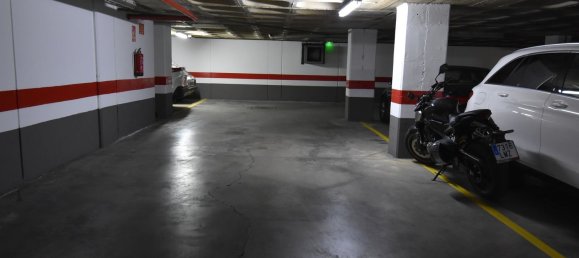  مرآب في Andalusia, Spain 32متر مربع رقم 159742 6