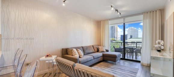1 dormitorio propiedad comercial en alquiler en Miami, Miami-Dade, Florida, USA № 615183 13