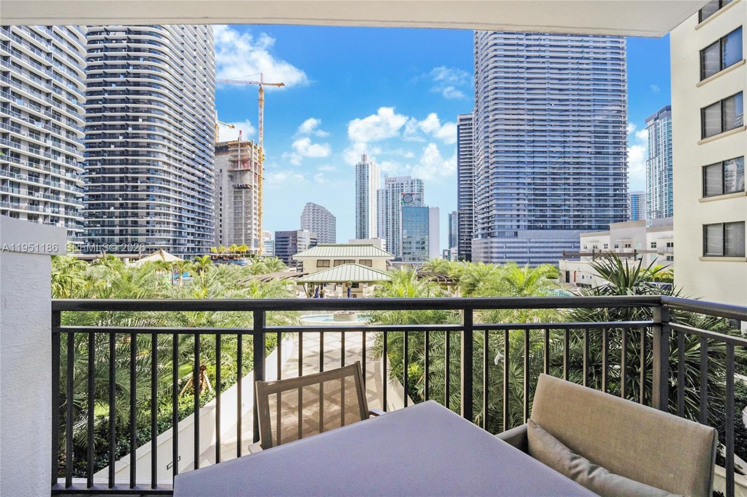 1 dormitorio propiedad comercial en alquiler en Miami, Miami-Dade, Florida, USA № 615183