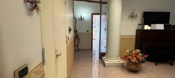 200m² Warehouse in Casavatore, Italy No. 258799 16