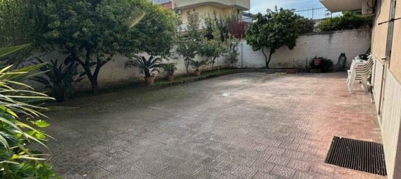 200m² Warehouse in Casavatore, Italy No. 258799 27