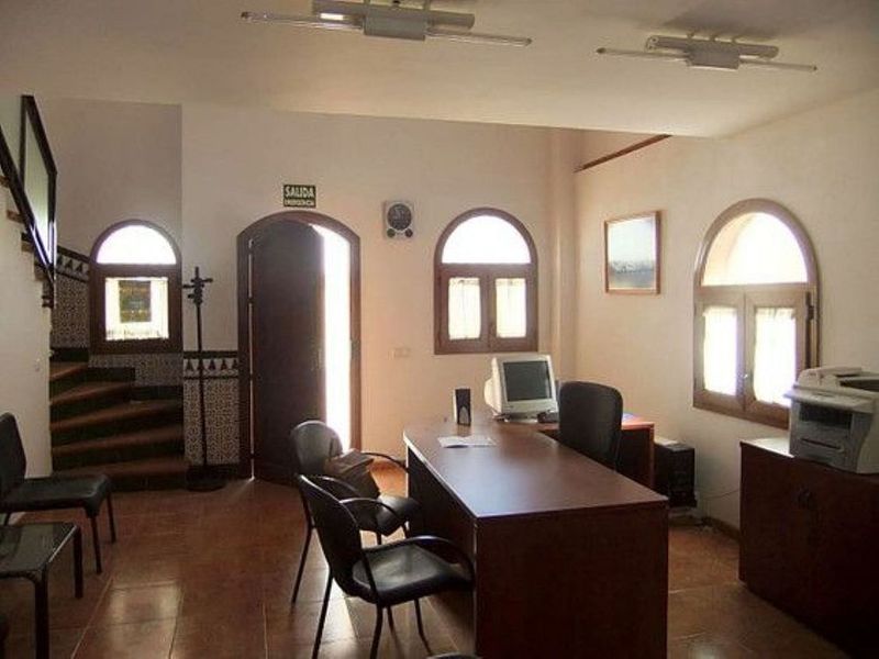  Commercial property in Antequera, Spain No. 221048