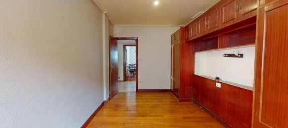 3 bedrooms Apartment in Basque Autonomous Community, Spain No. 155885 9