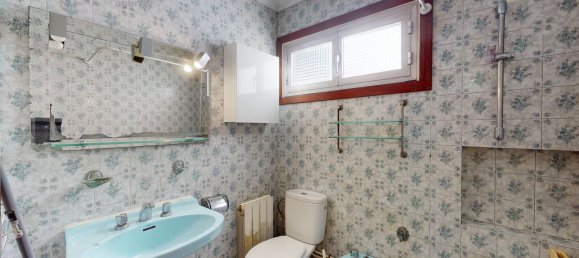 3 bedrooms Apartment in Basque Autonomous Community, Spain No. 155885 16