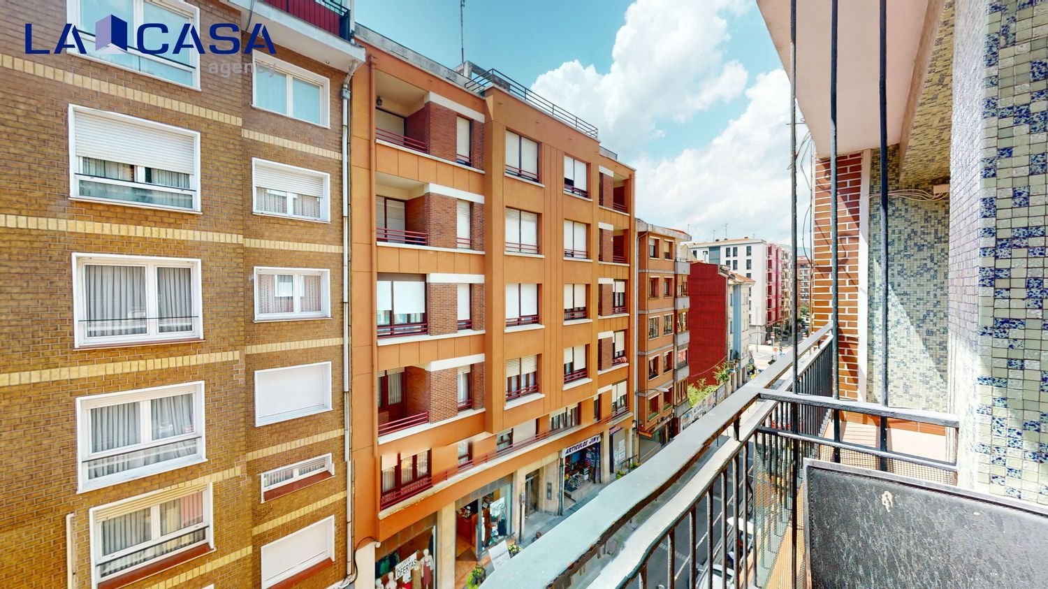 3 bedrooms Apartment in Basque Autonomous Community, Spain No. 155885