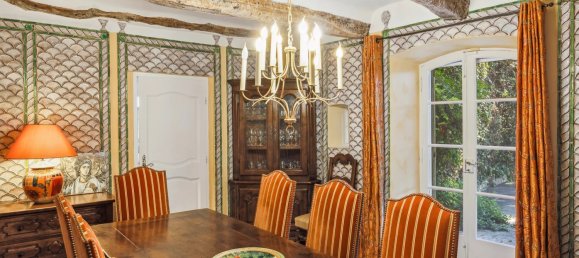 9 bedrooms Villa in Grasse, France No. 1568 4